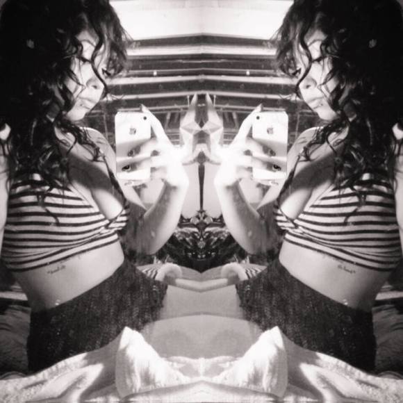 Meet your Posher, Dani - Picture 1 of 1